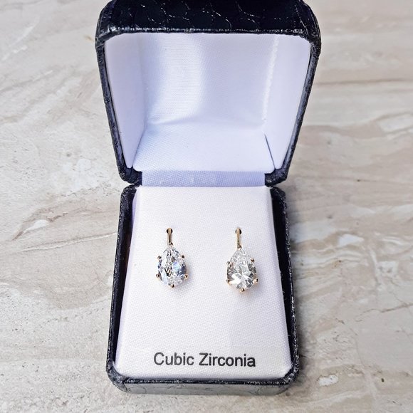 Jewelry - Cubic Zirconia Gold Earrings
